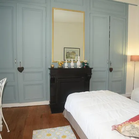 Apartment Place Des Bains *